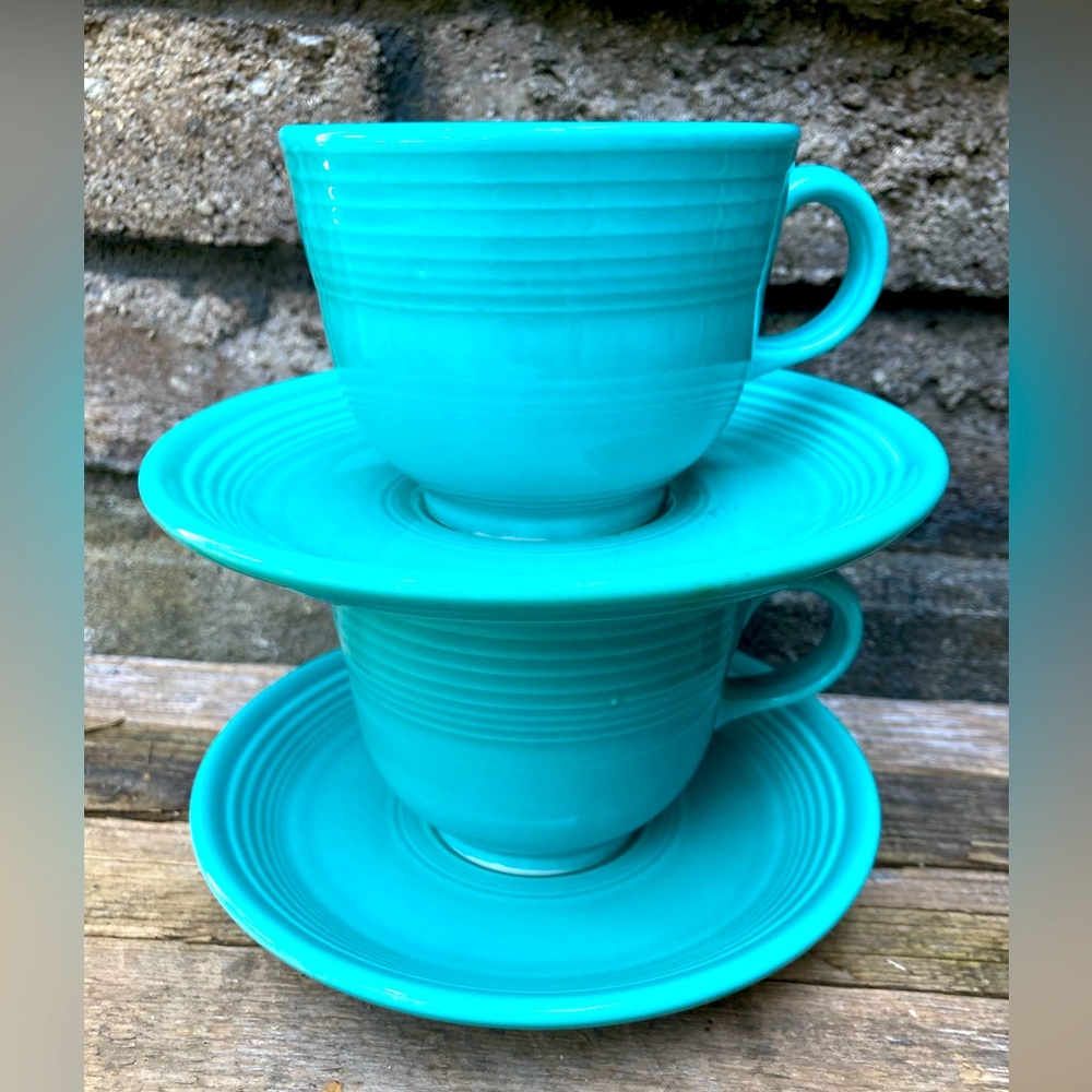 Fiestaware set of 2 teacups. MCM. Vintage coffee or tea.